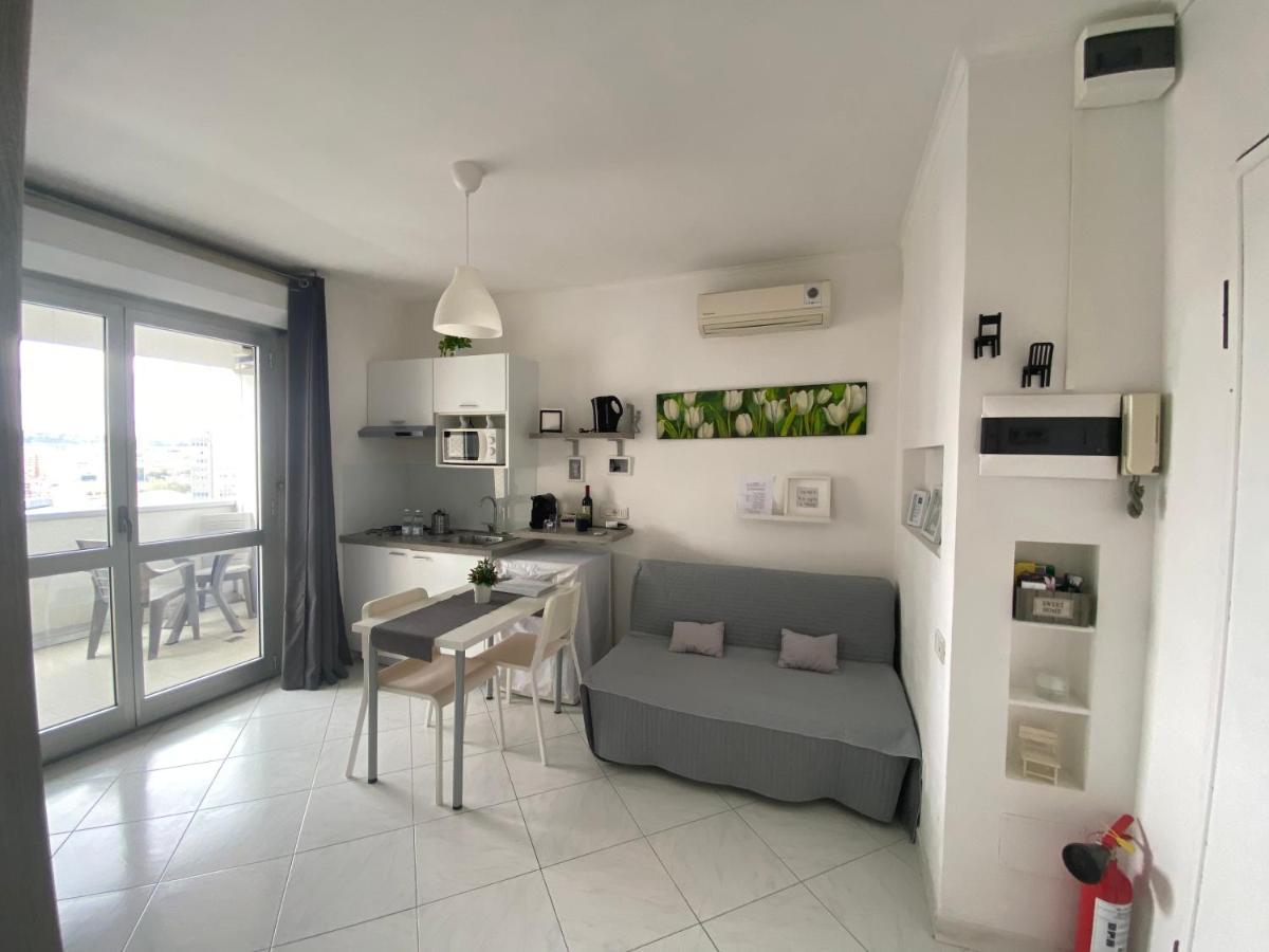 Apartamento Vesucharme Flat Nápoles Exterior foto